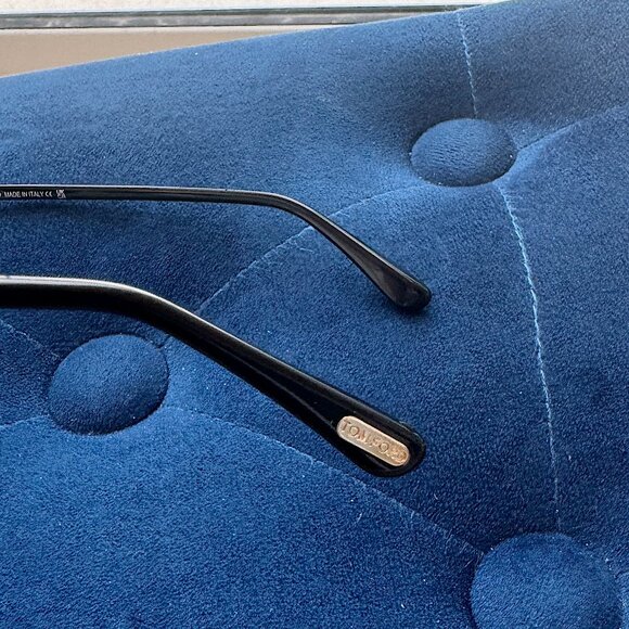 Tom Ford TF923/S 01B Bonham Black Grey Gradient Sunglasses - Picture 14 of 15